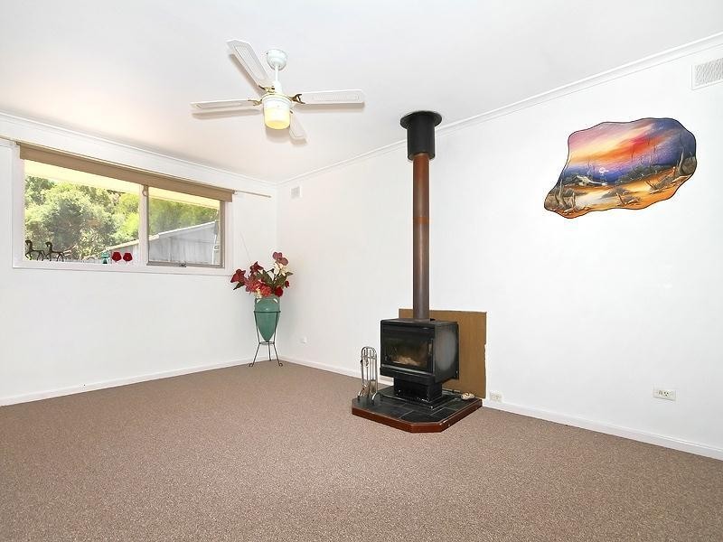 13 Luck Street, Macclesfield SA 5153