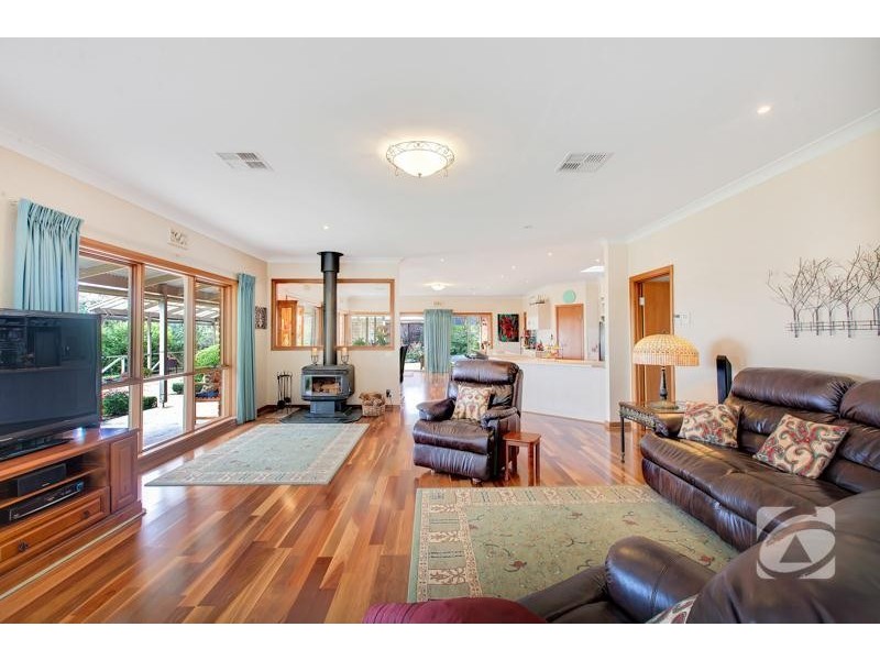 97 Gum Tree Drive, Littlehampton SA 5250