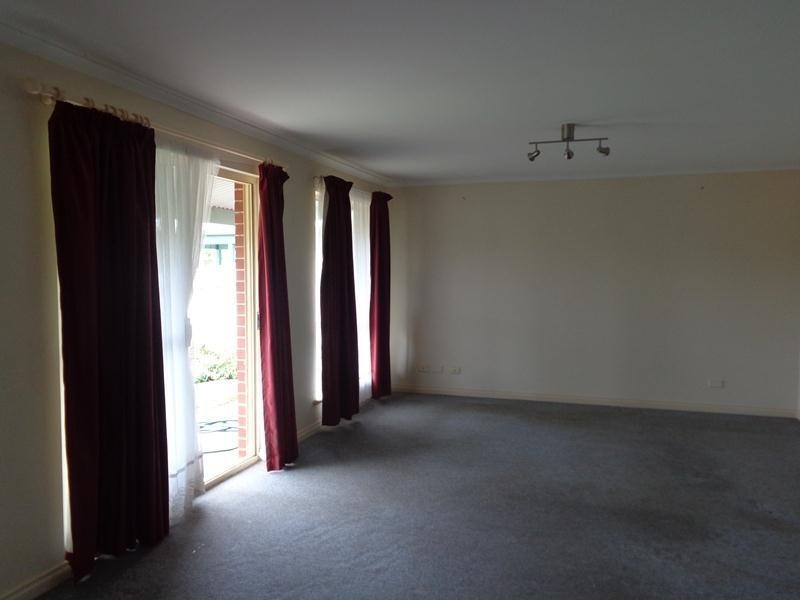 15 Lorikeet Road, Mount Barker SA 5251