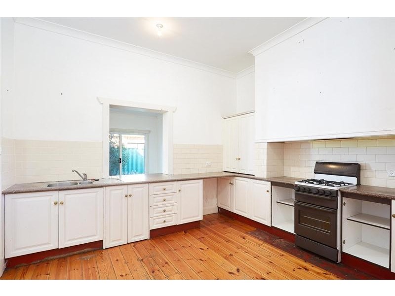 12 Grove Avenue, Forestville SA 5035