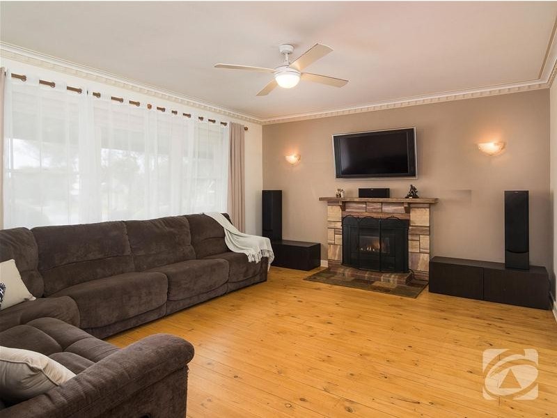 13 Milnes Road, Strathalbyn SA 5255