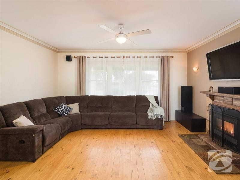 13 Milnes Road, Strathalbyn SA 5255