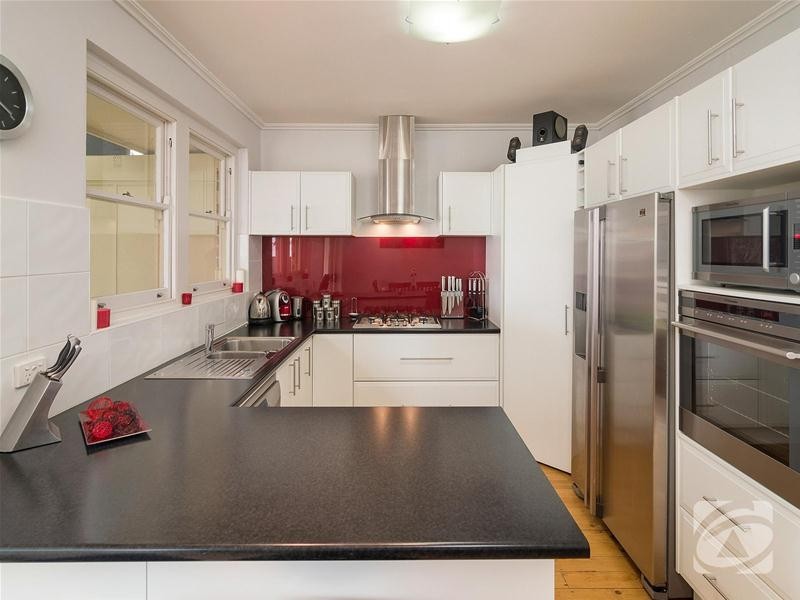 13 Milnes Road, Strathalbyn SA 5255