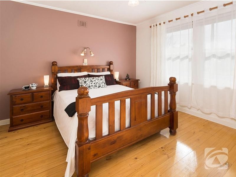 13 Milnes Road, Strathalbyn SA 5255