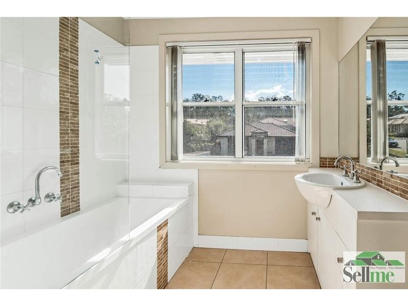 4/1 Mela Street, Coomera QLD 4209