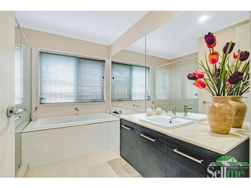 52  Swan Road, Pimpama QLD 4209