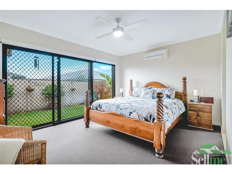 52  Swan Road, Pimpama QLD 4209
