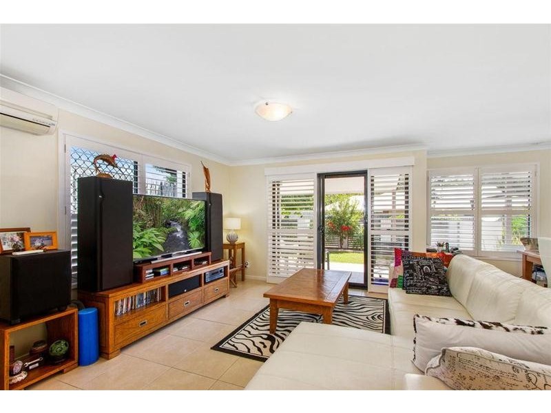 2/8 Shannonbrook Avenue, Ormeau QLD 4208