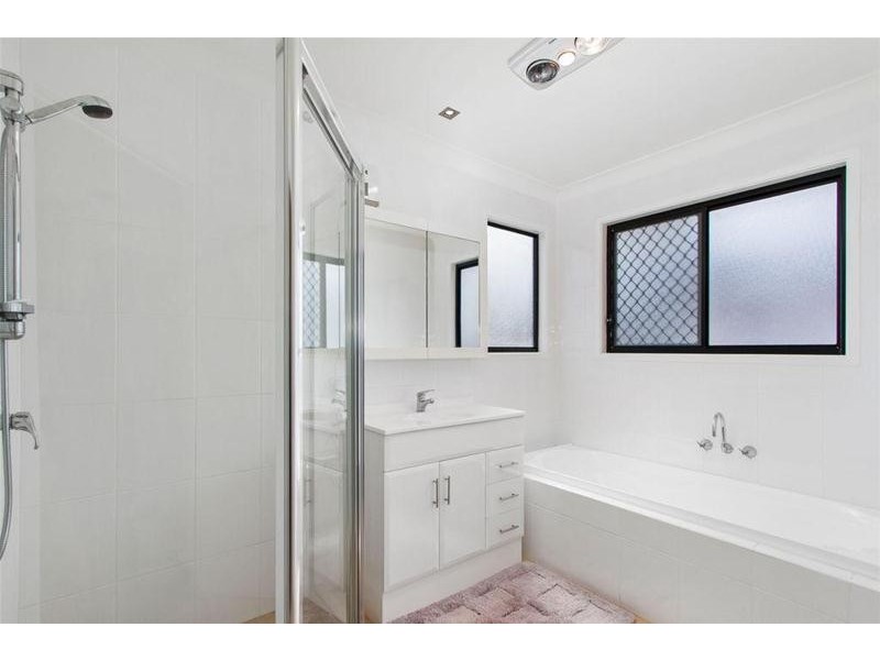 2/8 Shannonbrook Avenue, Ormeau QLD 4208