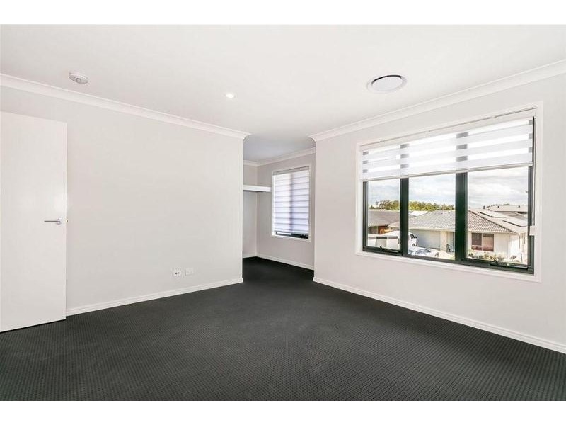 7 Flemming Street, Logan Reserve QLD 4133