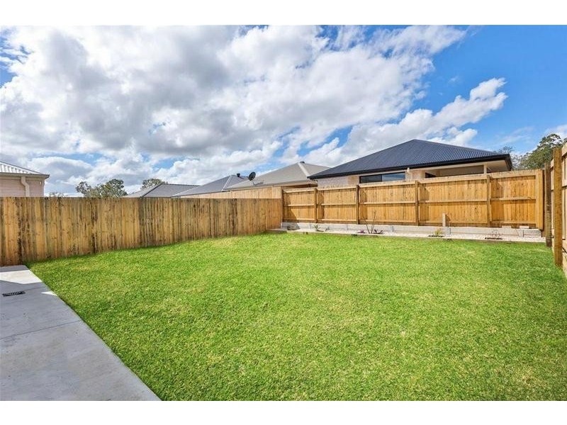 7 Flemming Street, Logan Reserve QLD 4133