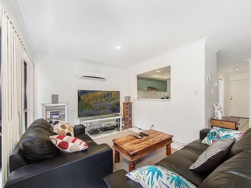 49/31 Archipelago Street, Pacific Pines QLD 4211