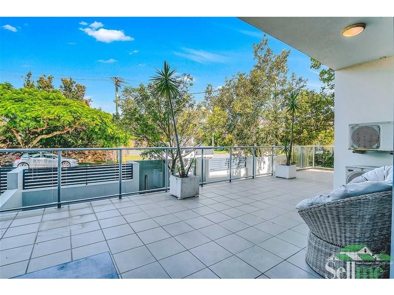 2/43-45 Anembo Street, Surfers Paradise QLD 4217