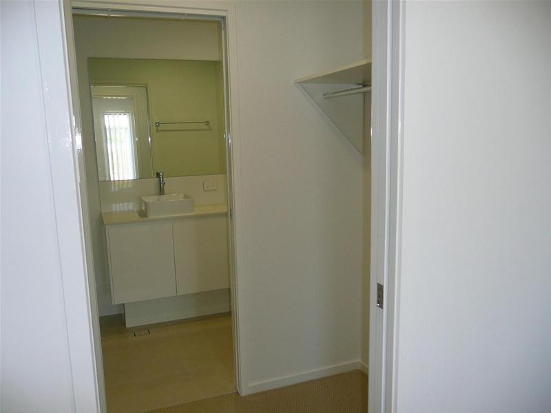 2/109 Fairbourne Terrace, Pimpama QLD 4209