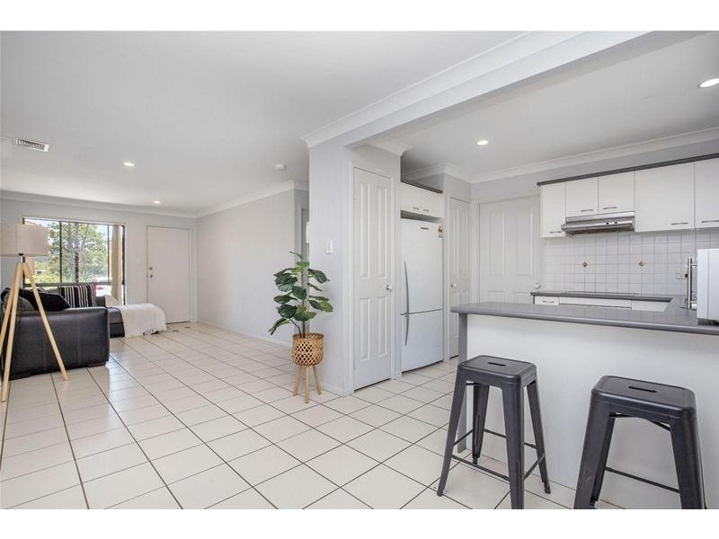 53/31 Archipelago Street, Pacific Pines QLD 4211