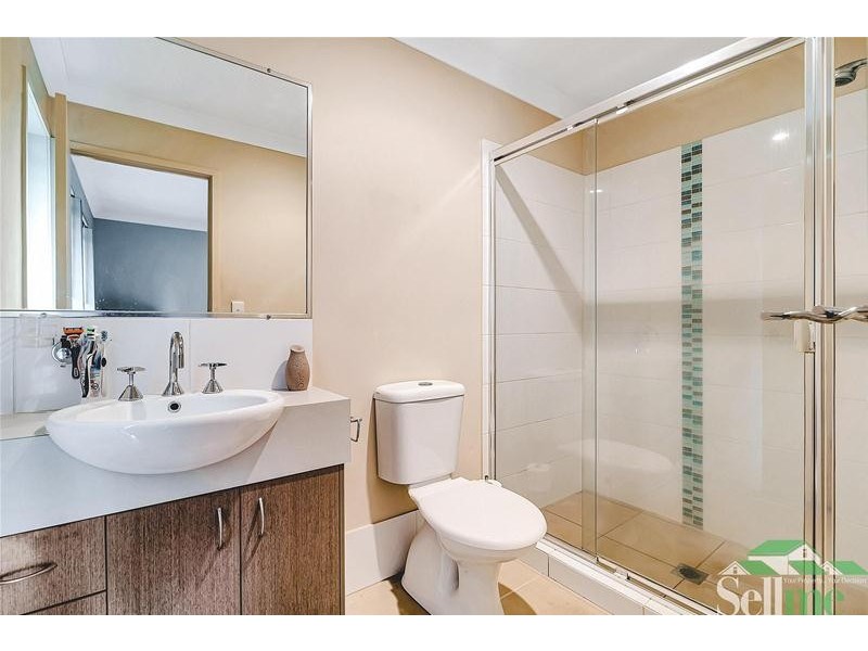 6 James Street, Pimpama QLD 4209