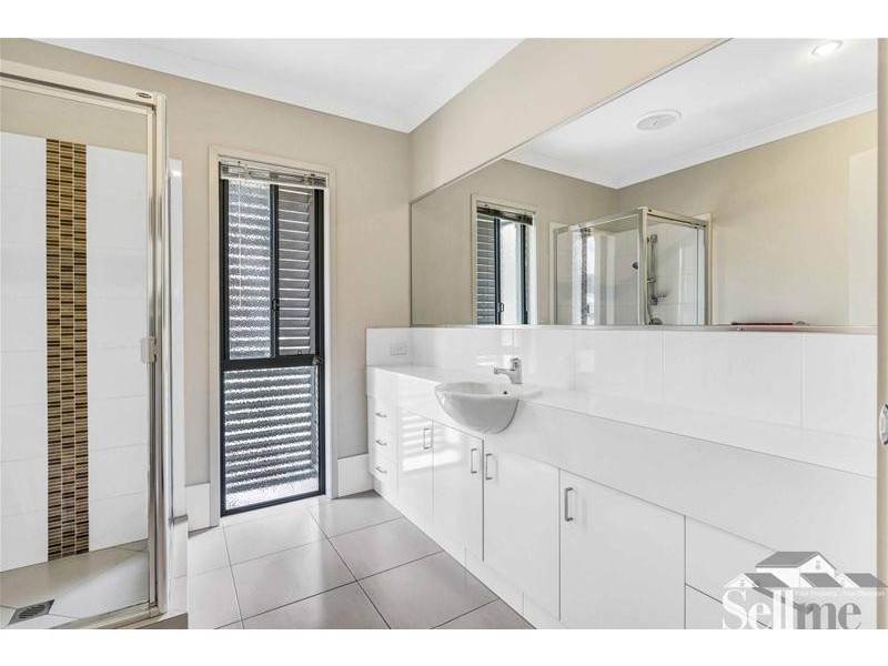 3 Treecreeper Crescent, Upper Coomera QLD 4209