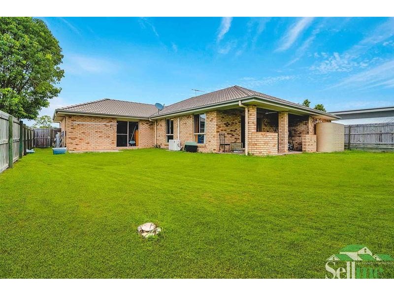 12 Hanover Drive, Pimpama QLD 4209