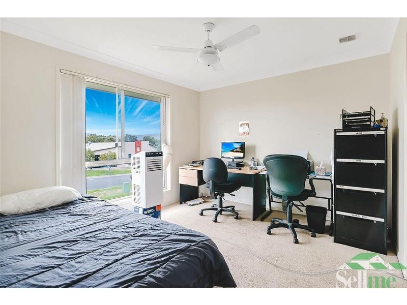 12 Hanover Drive, Pimpama QLD 4209