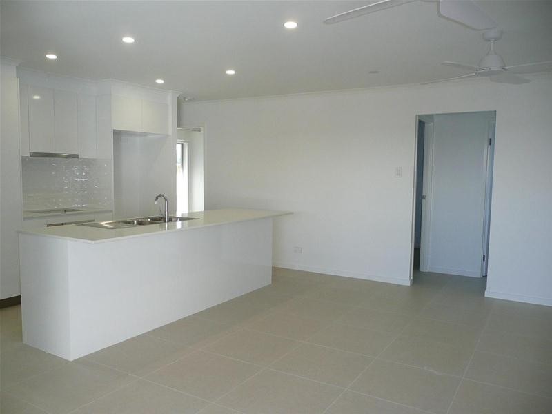 1/109 Fairbourne Terrace, Pimpama QLD 4209