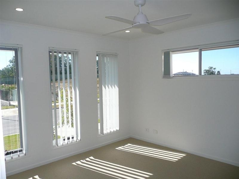 1/109 Fairbourne Terrace, Pimpama QLD 4209