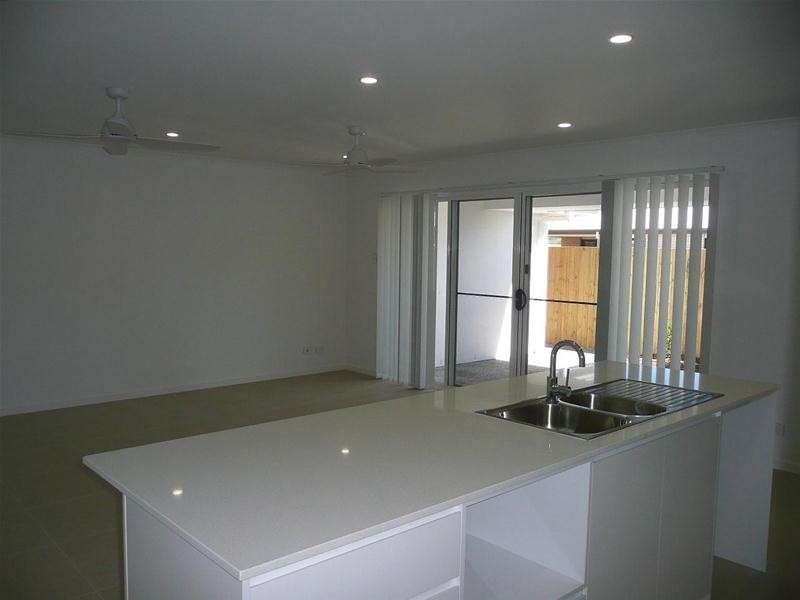 1/109 Fairbourne Terrace, Pimpama QLD 4209