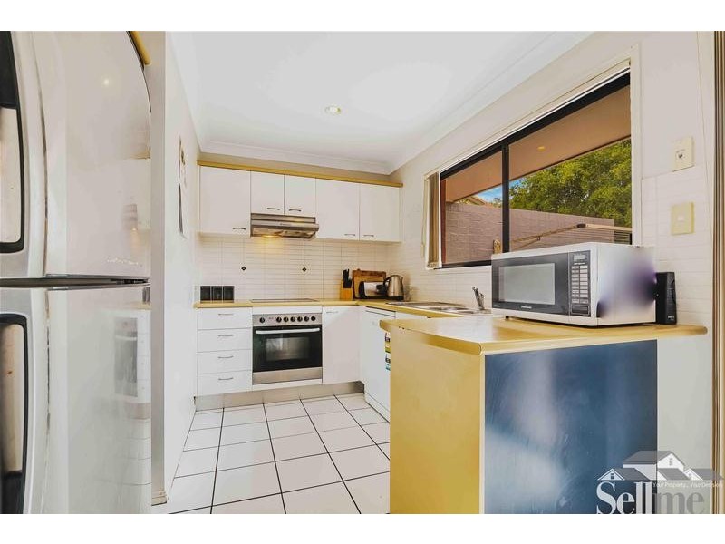 69/31 Archipelago Street, Pacific Pines QLD 4211