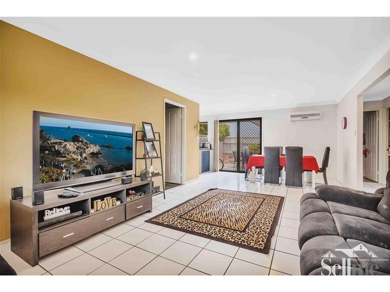 69/31 Archipelago Street, Pacific Pines QLD 4211