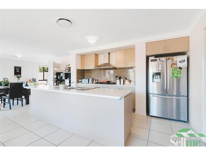 13  Moondarra Street, Pimpama QLD 4209