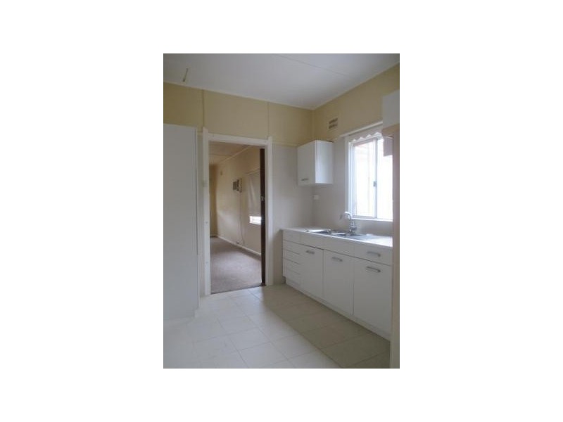 29 Barrenjoey Road, Ettalong Beach NSW 2257