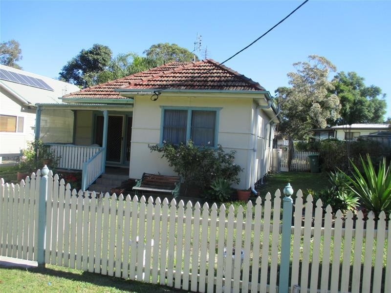 3  Banksia Street, Ettalong Beach NSW 2257