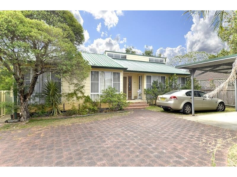 8 Rothwell Street, Woy Woy NSW 2256