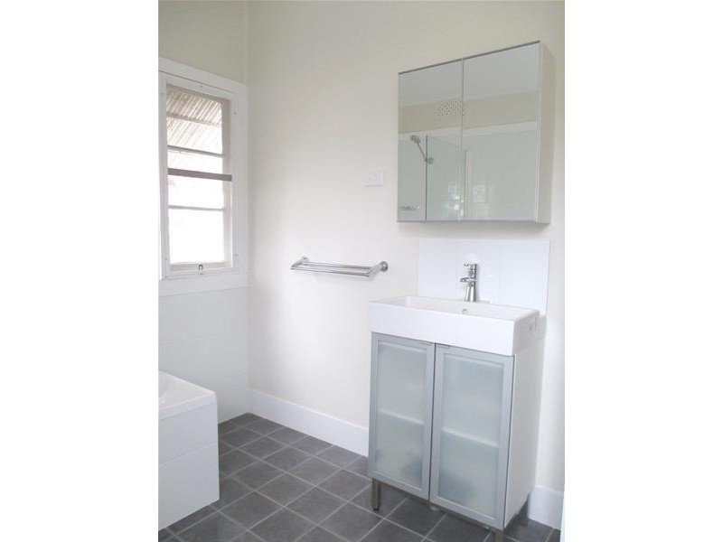 10 Palm Street, Ettalong Beach NSW 2257