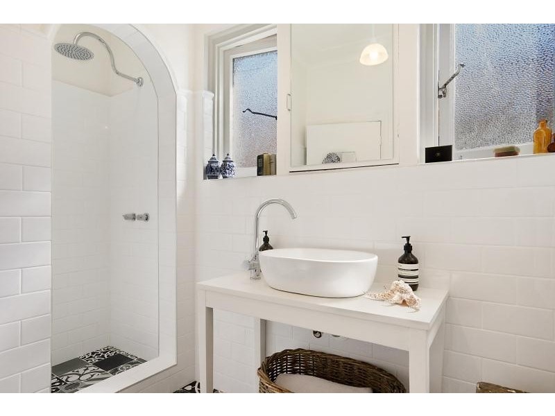 99 Barrenjoey Road, Ettalong Beach NSW 2257