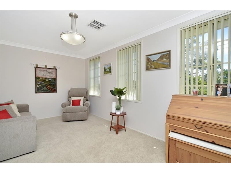 24 Picnic Parade, Ettalong Beach NSW 2257