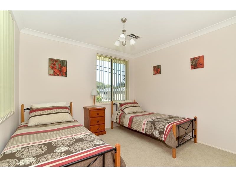 24 Picnic Parade, Ettalong Beach NSW 2257