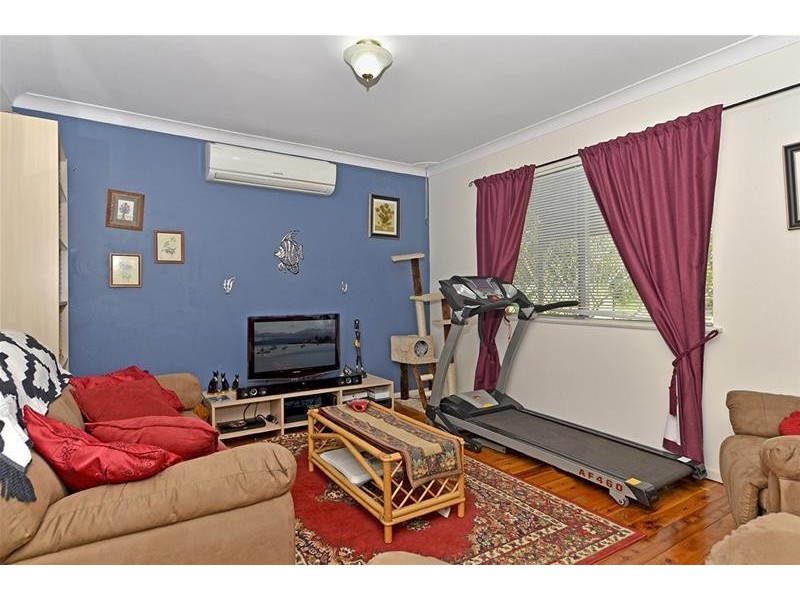 5  Hillview Street, Woy Woy NSW 2256