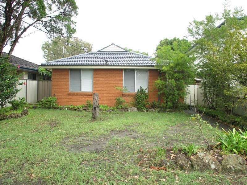 13 Mascot Street, Woy Woy NSW 2256