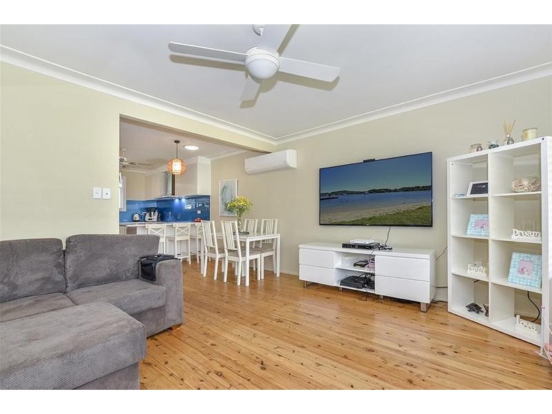 6 Norma Crescent, Woy Woy NSW 2256