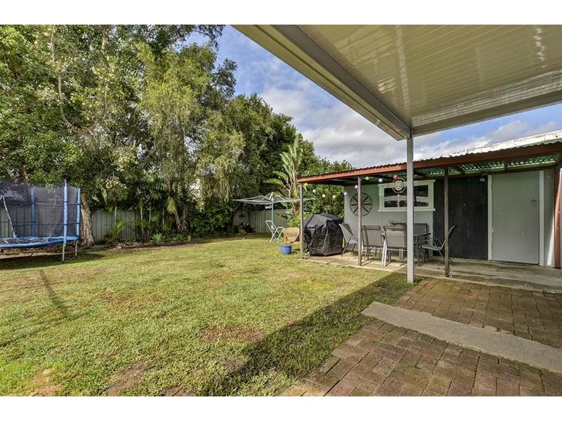 6 Norma Crescent, Woy Woy NSW 2256