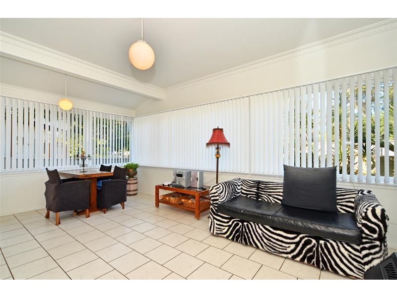 House @ 1 Flathead Road, Booker Bay NSW 2257