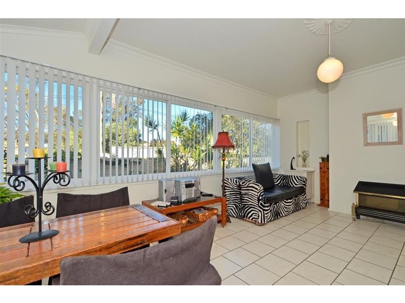 House @ 1 Flathead Road, Booker Bay NSW 2257