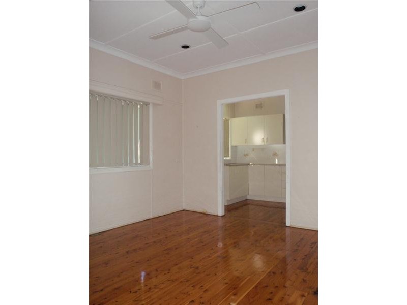 17 Beach Street, Ettalong Beach NSW 2257