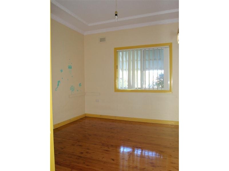 17 Beach Street, Ettalong Beach NSW 2257