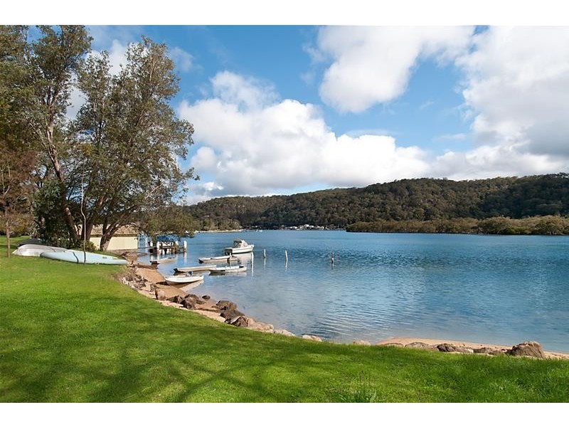 43 Jacaranda Avenue, Patonga NSW 2256