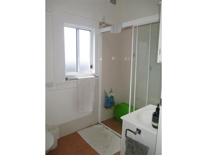 32 Barrenjoey Road, Ettalong Beach NSW 2257