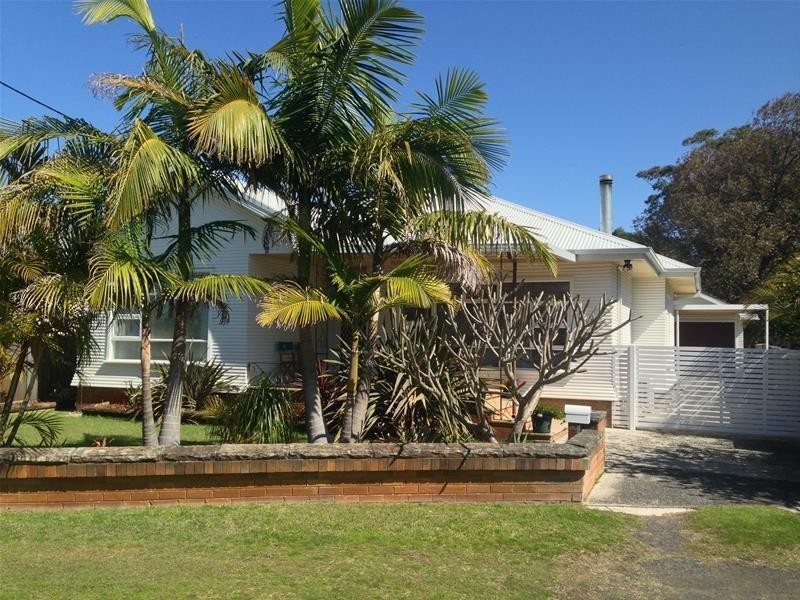 61 Booker Bay Road, Booker Bay NSW 2257