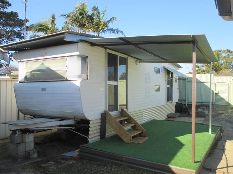 CABIN @/22 Burrawang Street, Ettalong Beach NSW 2257