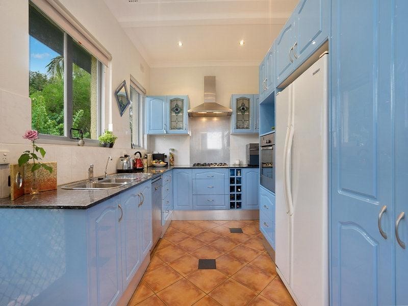 2  Dolly Avenue, Springfield NSW 2250