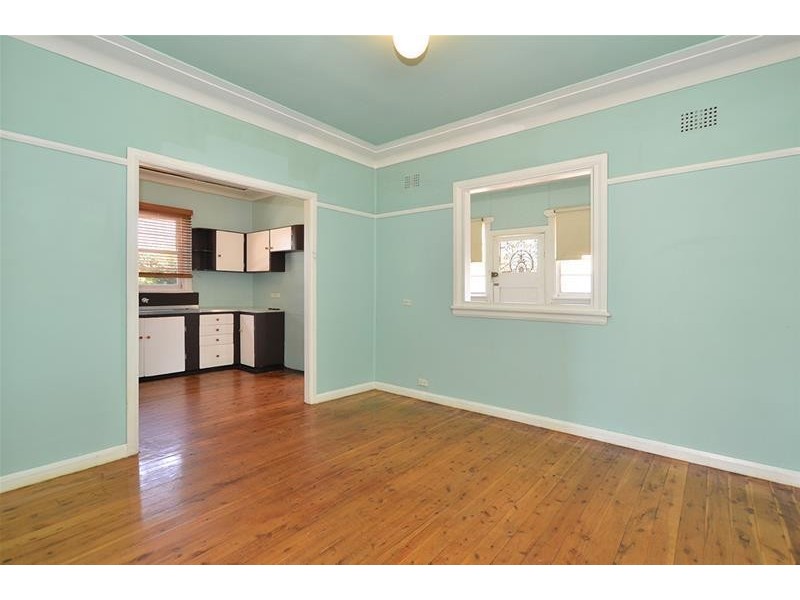 425 Ocean Beach Road, Umina Beach NSW 2257